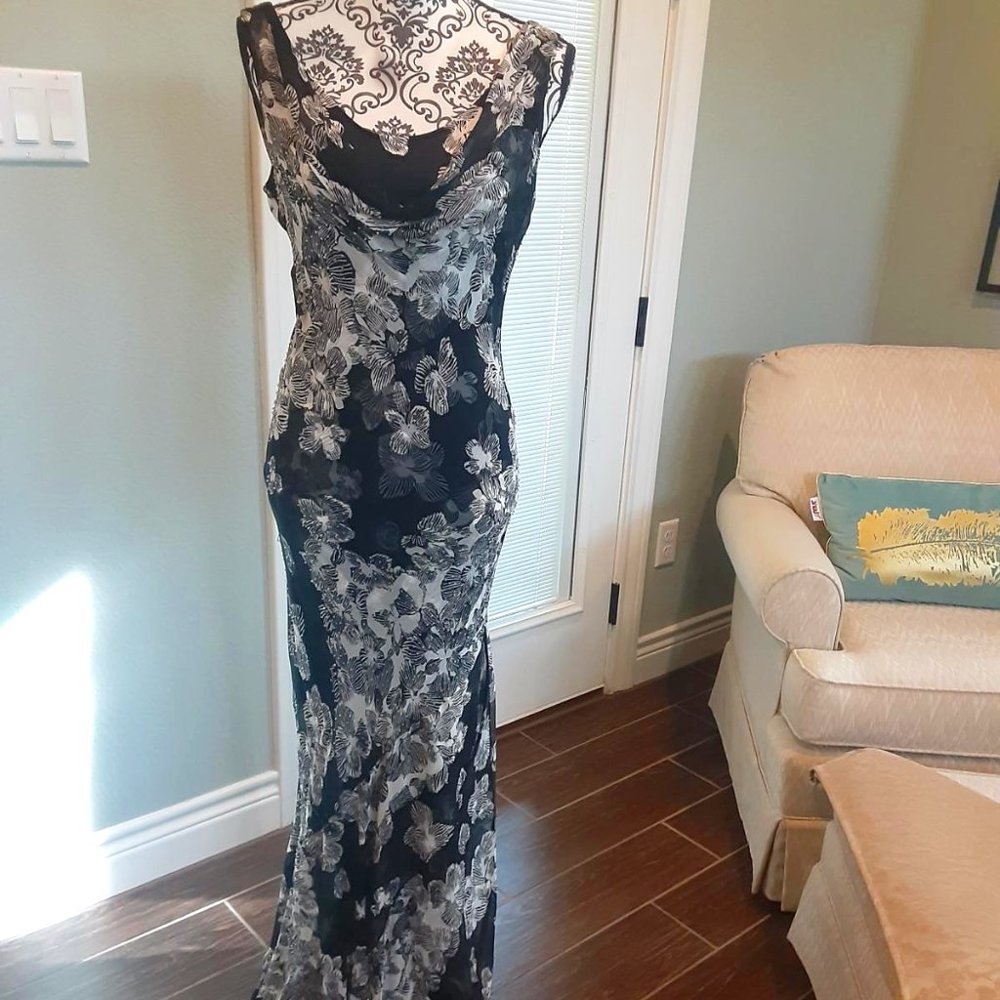 E C New York Mermaid sweep fishtail beaded dress